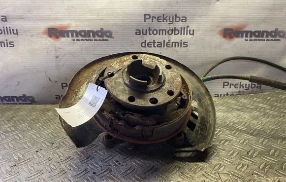 Volkswagen Touareg I Rear wheel hub