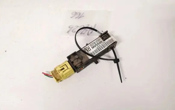 Nissan Almera Tino Airbag deployment crash/impact sensor 89930BU200