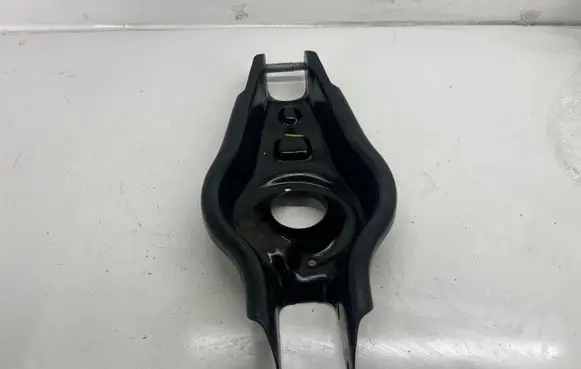 Tesla Model 3 Rear upper control arm/wishbone 104445100F AMA20156A654610