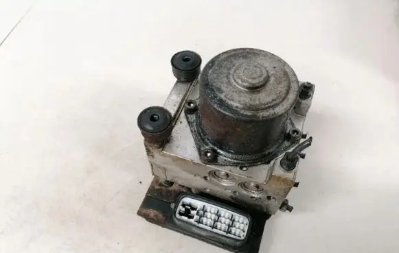 Mazda 6 ABS Pump 2067143 4370772