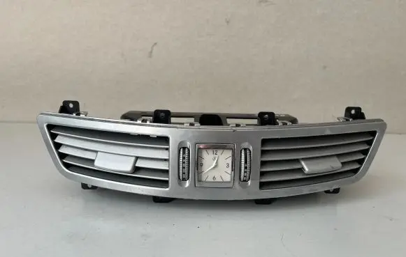 Mercedes-Benz S W221 Dash center air vent grill A2218300954 05569000
