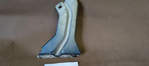 Audi A1 Fender mounting bracket 8X0821136A