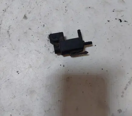 BMW 5 E60 E61 Turbo solenoid valve 72234103