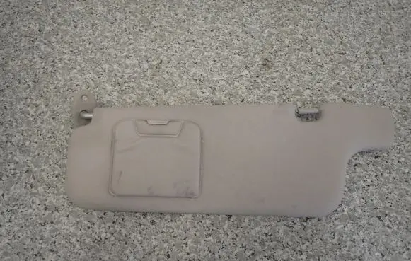 Toyota Yaris Sun visor