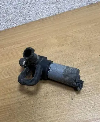 Mercedes-Benz E W210 Electric auxiliary coolant/water pump D8313