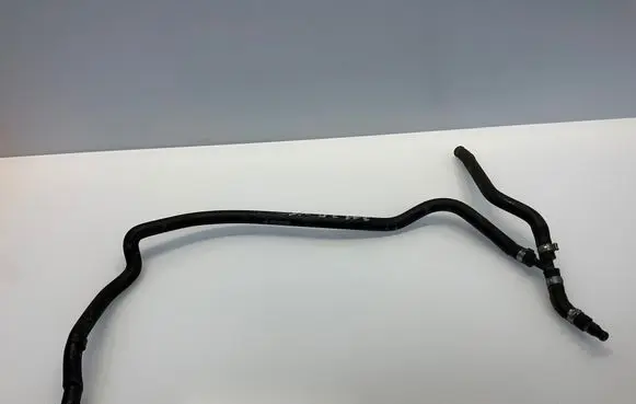 Mercedes-Benz E W211 Engine coolant pipe/hose