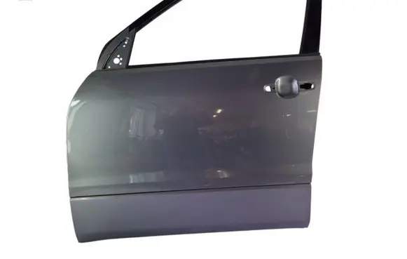 Suzuki Grand Vitara II Front door
