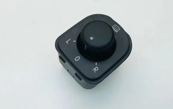 Volkswagen Golf V Wing mirror switch 1K0959565H