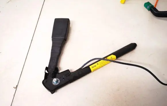 Opel Zafira A Front seatbelt buckle 13217491 n13217491