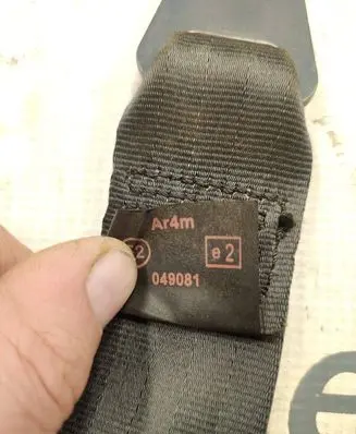 Peugeot 206 CC Rear seatbelt 049081