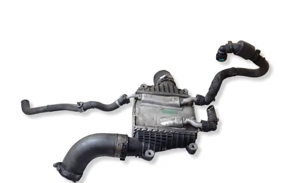 Jaguar F-Pace Intercooler radiator GX736K775AC