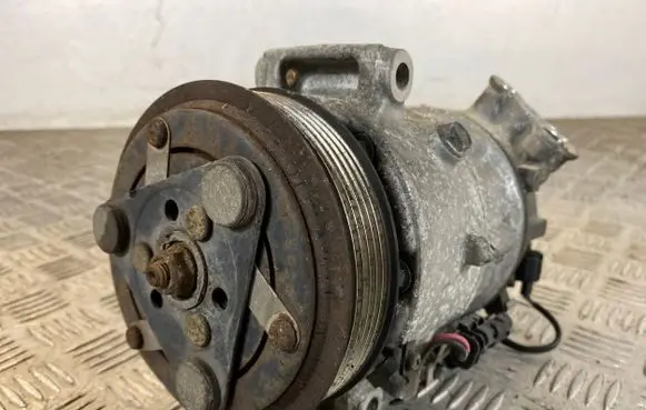 Opel Insignia A Air conditioning (A/C) compressor (pump) P22861236 1832211304 R134A