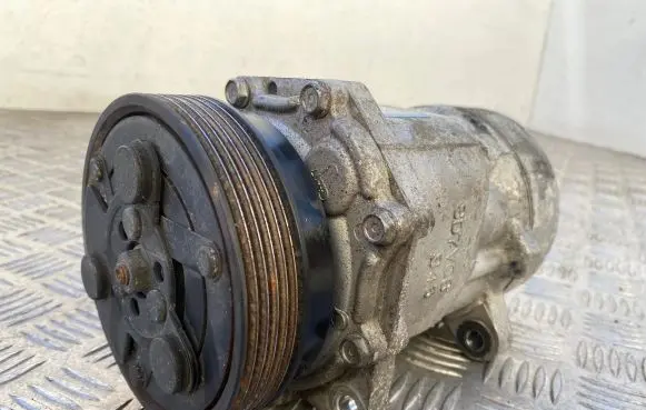 Volkswagen Golf V Air conditioning (A/C) compressor (pump) 1J0820803K 0852011124 SD7V16