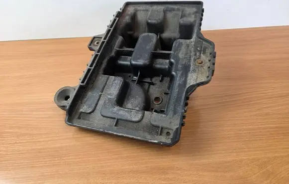 KIA Sportage Battery tray 37150D3000