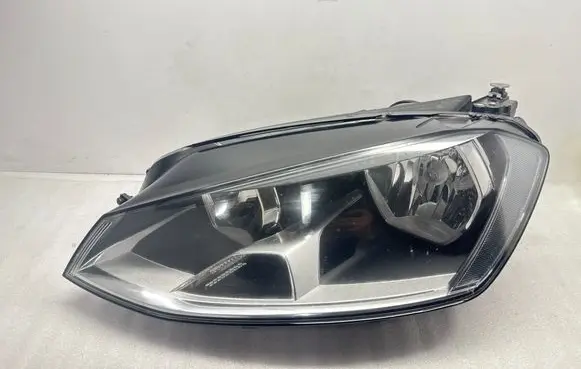 Volkswagen Golf VII Headlight/headlamp 5G1941005E 90040314