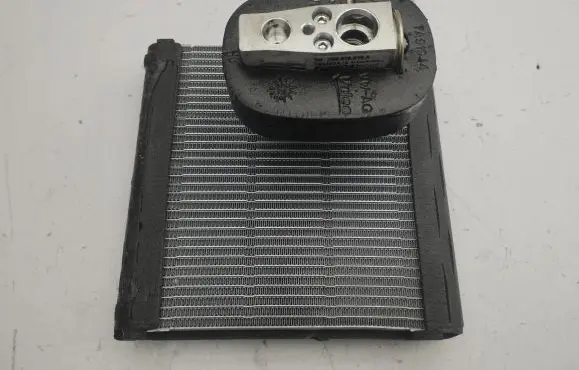 Audi A1 Air conditioning (A/C) radiator (interior) 2Q2816103A