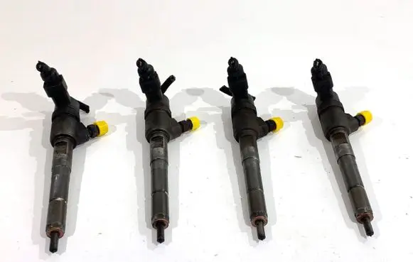 Opel Astra H Fuel injectors set 0445110183
