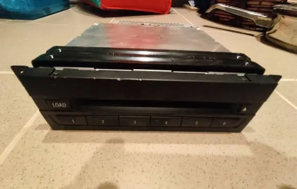 CD/DVD changer