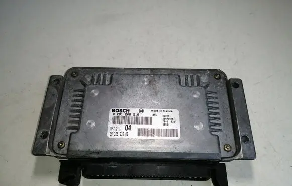 Citroen Xsara Engine control unit/module 9632693980 0261206216