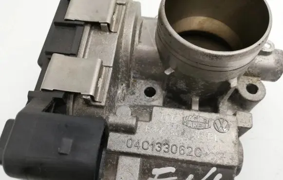 Skoda Fabia Mk3 (NJ) Throttle valve 04C133062C
