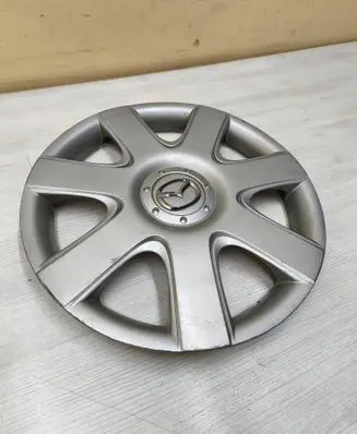 Mazda 3 I R15 wheel hub/cap/trim GJ6R37170