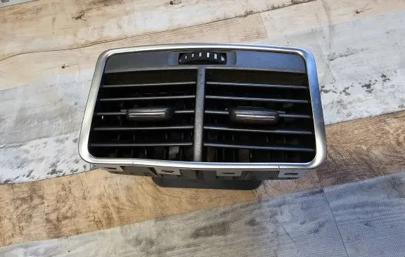 Audi A6 S6 C6 4F Dash center air vent grill 4F0819203B