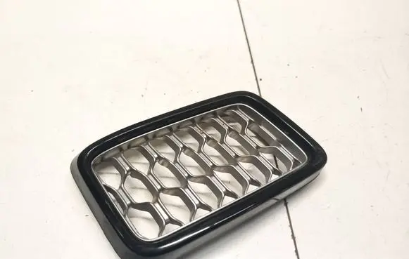 Jeep Grand Cherokee Front grill 5zv12trmaa