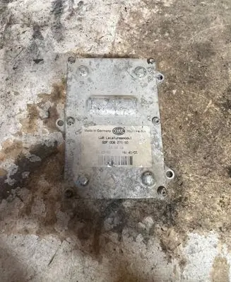 Mercedes-Benz E W211 Headlight ballast module Xenon 5DF00827950