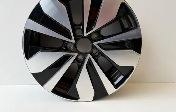 Volkswagen Polo VI R15 alloy rim 2G0601025BC