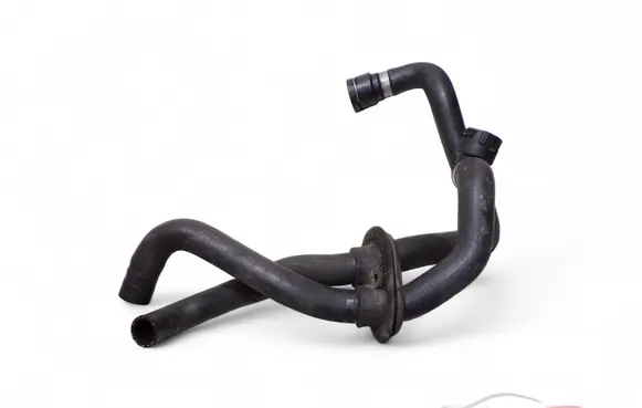 Engine coolant pipe/hose