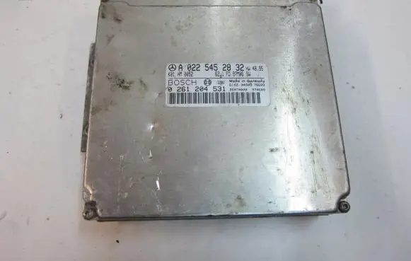 Mercedes-Benz S W140 Engine control unit/module A0225452832 0261204531
