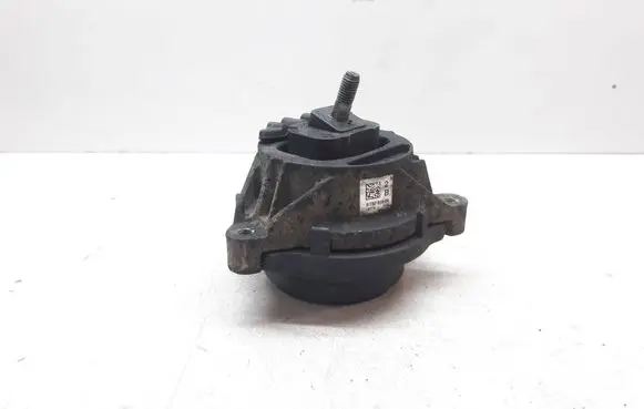 BMW 3 F30 F35 F31 Engine mount bracket 6787658