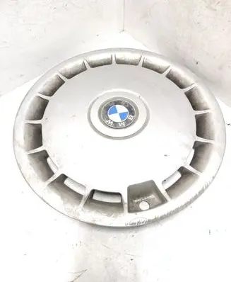 BMW 5 E34 R15 wheel hub/cap/trim 1129843 36131129843