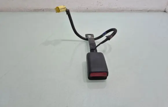 Subaru Outback (BT) Front seatbelt buckle 20YM0591218