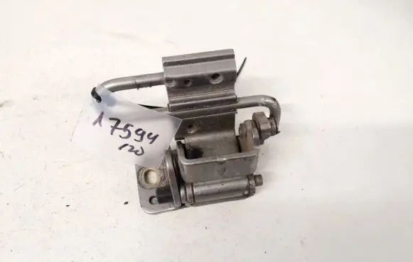 Audi A4 S4 B6 8E 8H Rear door lower hinge 8e0833412
