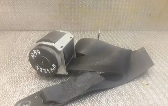 Mini One - Cooper R50 - 53 Front seatbelt 7118129
