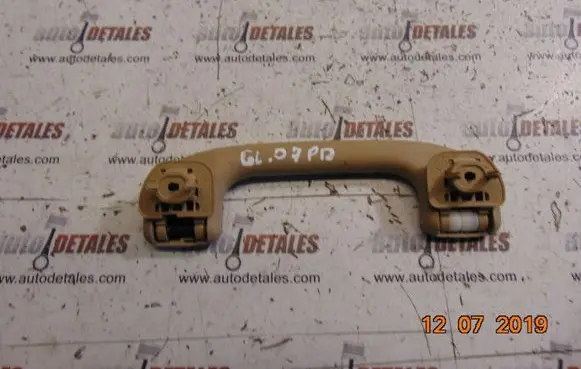 Mercedes-Benz GL X164 Front interior roof grab handle A1648100354