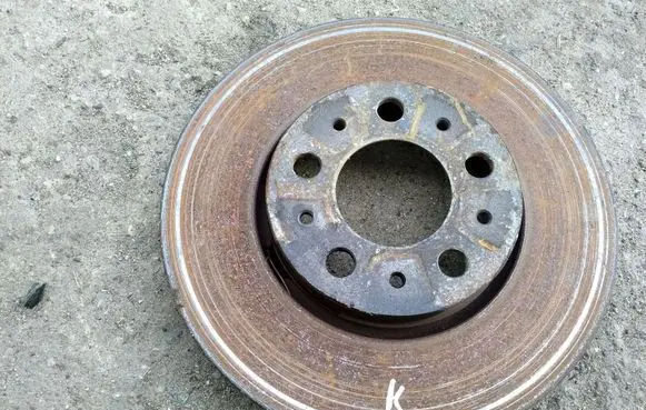 Volvo V70 Front brake disc