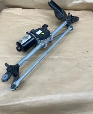 BMW 4 F36 Gran coupe Front wiper linkage and motor 7267504 W000026098 089000260983
