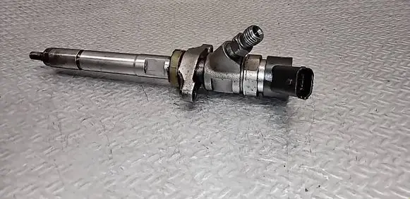 Ford Focus Fuel injector 0445110259