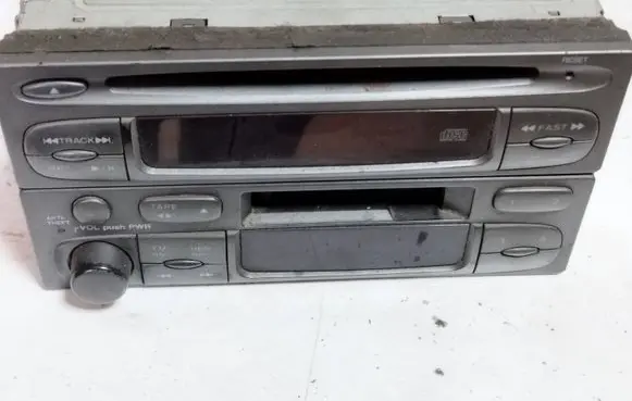 KIA Carnival Radio/CD/DVD/GPS head unit 0K558668C0C B02009 B110000126