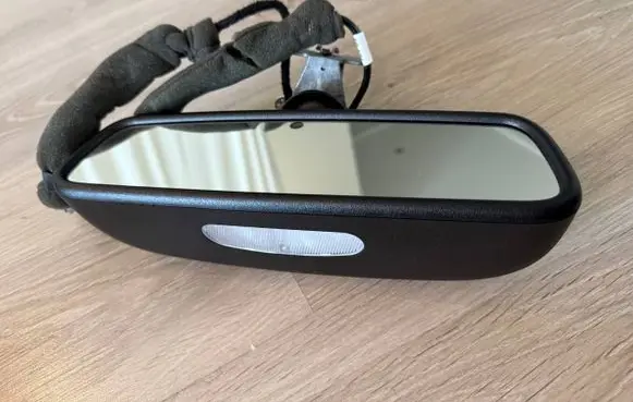 Mercedes-Benz R W251 Rear view mirror (interior) E1025902