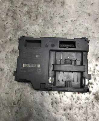 Renault Trafic III (X82) Ignition key card reader 285906813RBILI 285906813R