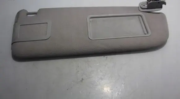 Sun visor clip/hook/bracket
