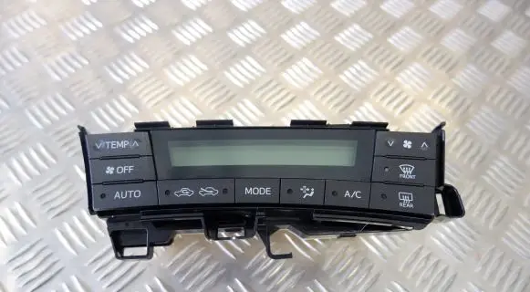Toyota Prius (XW30) Climate control unit 5590047020