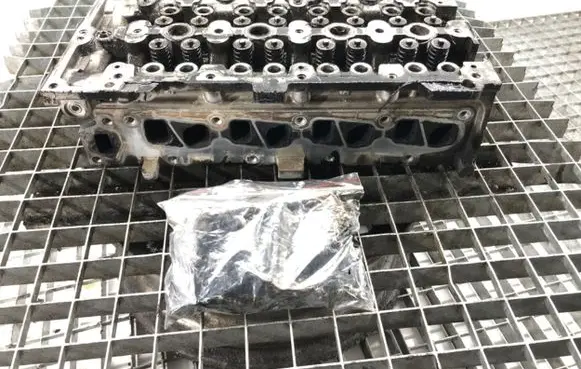 Opel Corsa D Engine head Z13DTJ