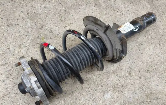 KIA Stinger Front shock absorber with coil spring 54601J5GB0 20171117