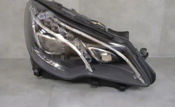 Mercedes-Benz E C207 W207 Headlight/headlamp A2078201459