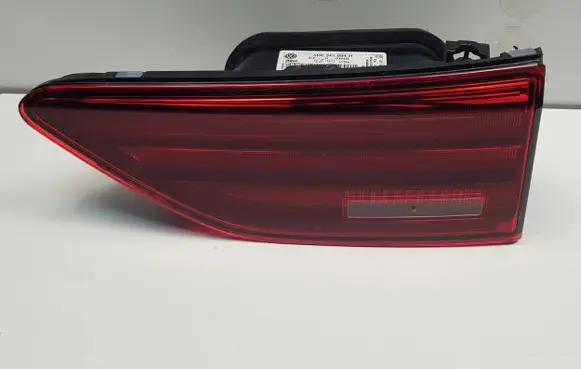 Volkswagen Golf VIII Rear/tail lights 5H0945094H