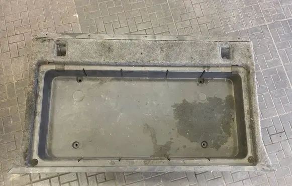 Mitsubishi Pajero Sport I Glove box in trunk 